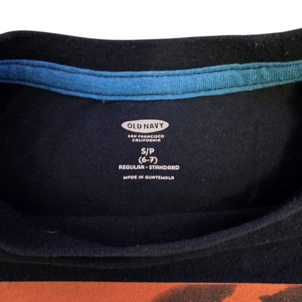 Old Navy Black Tee with Shark and Sunset Graphic‎